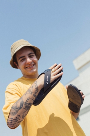 Zobrazit produkty v kategorii Pantofle Obrázek pro kategorii Pantofle