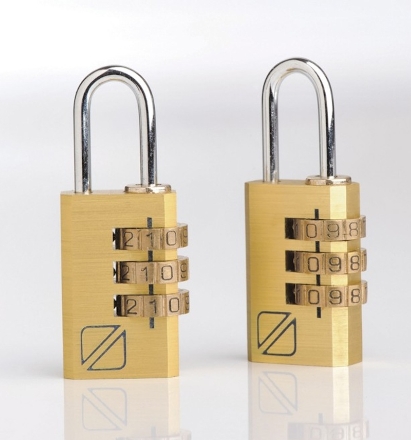 Zobrazit podrobnosti pro Bezpečnostní kódové zámky na zavazadla TravelBlue 2ks TB032 - zlaté https://www.cestovnizavazadla.cz/documents/eshop/photo/1441011132.jpg